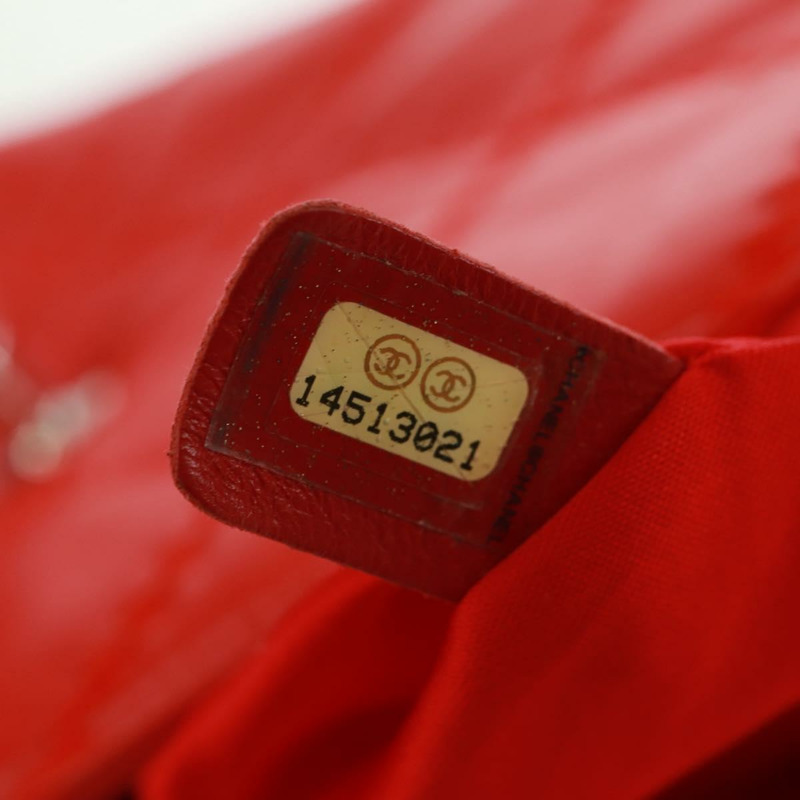 【日本直送】香奈兒 Ultra Stitch 鏈條肩背包，羊皮材質，紅色，銀色雙C標誌，貨號 165469M-9