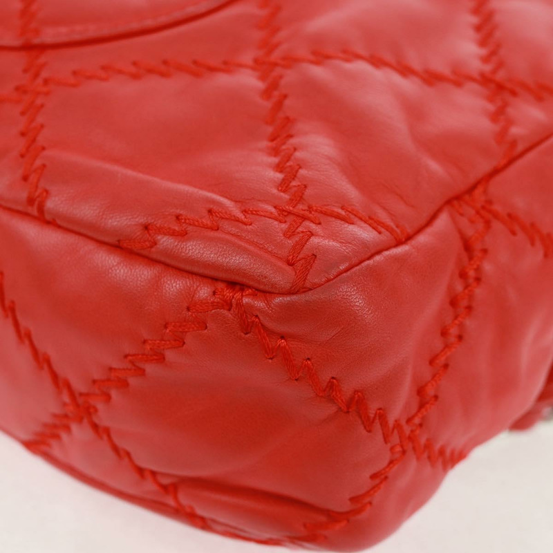 【日本直送】香奈兒 Ultra Stitch 鏈條肩背包，羊皮材質，紅色，銀色雙C標誌，貨號 165469M-17