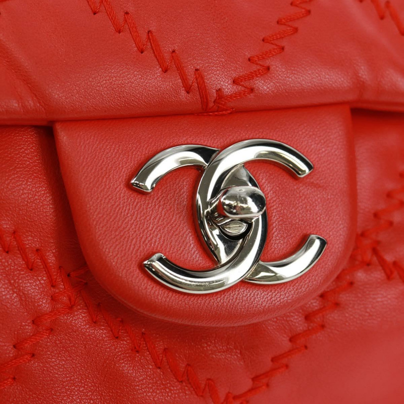 【日本直送】香奈兒 Ultra Stitch 鏈條肩背包，羊皮材質，紅色，銀色雙C標誌，貨號 165469M-18