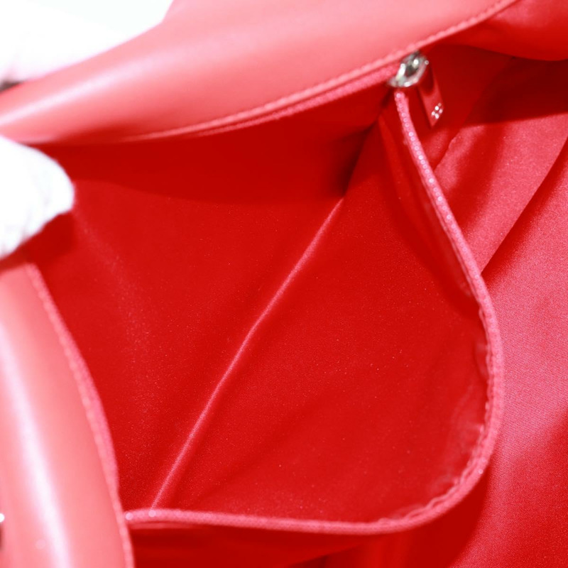 【日本直送】香奈兒 Ultra Stitch 鏈條肩背包，羊皮材質，紅色，銀色雙C標誌，貨號 165469M-27