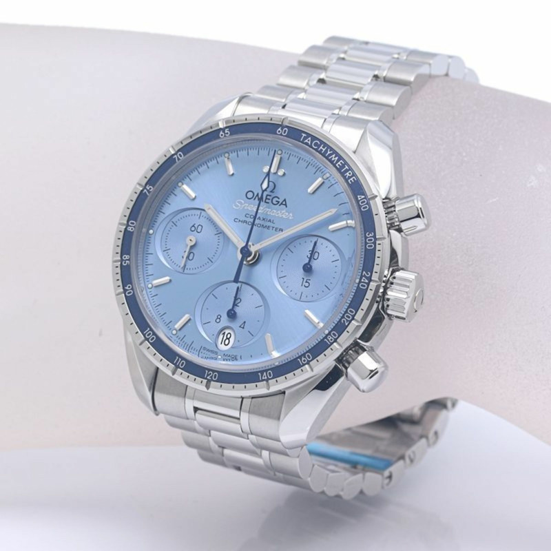 歐米茄超霸系列38毫米324.30.38.50.03.001同軸天文台認證男士腕錶，不鏽鋼材質，型號40282-2