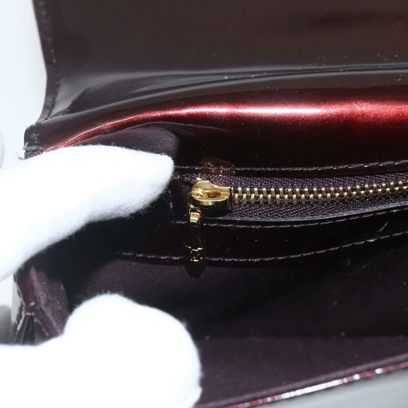 【日本直送】路易威登 Vernis Pochette Sobie 手拿包 Amarante M93728 LV 正品 166446A-16