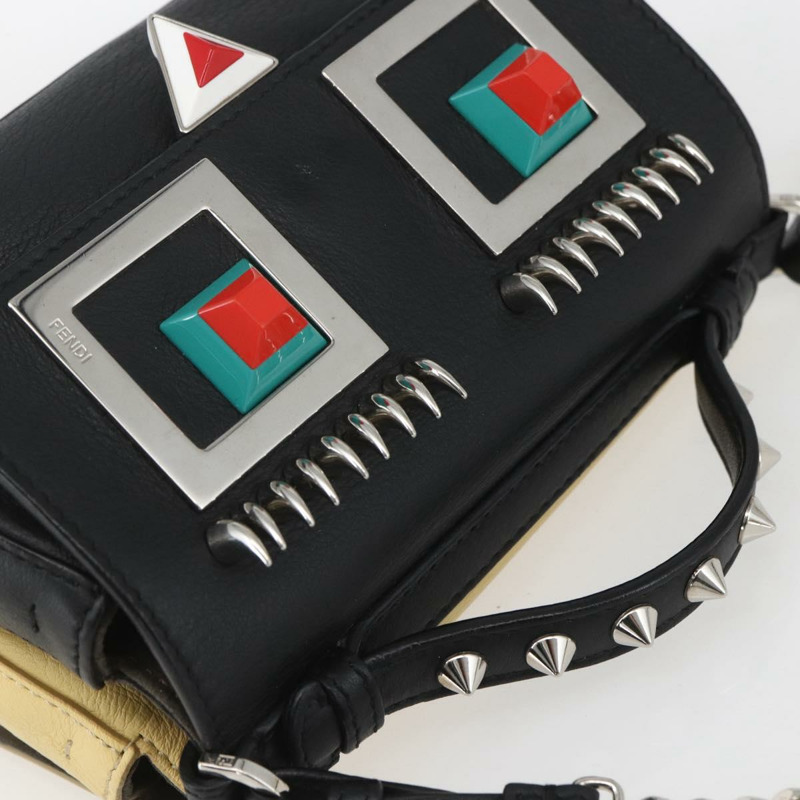 【日本直送】FENDI 鏈條雙排迷你法國棍包 皮革 2way 黑色 米色 Auth ka1695M-5