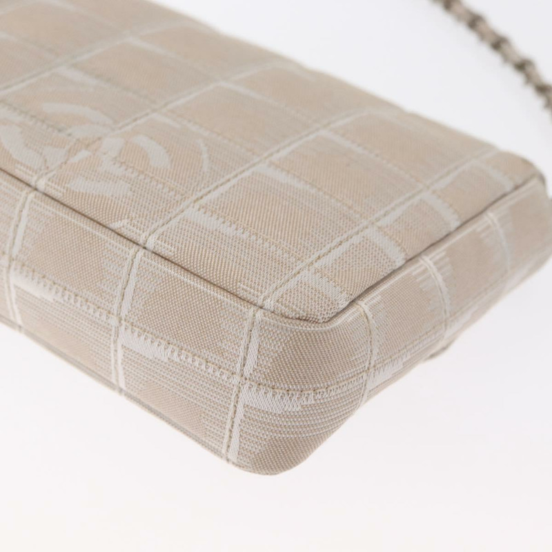 【日本直送】香奈兒新旅行系列鏈條單肩背包 尼龍 米色 銀色 CC 標誌 正品 ka1609SAV-18