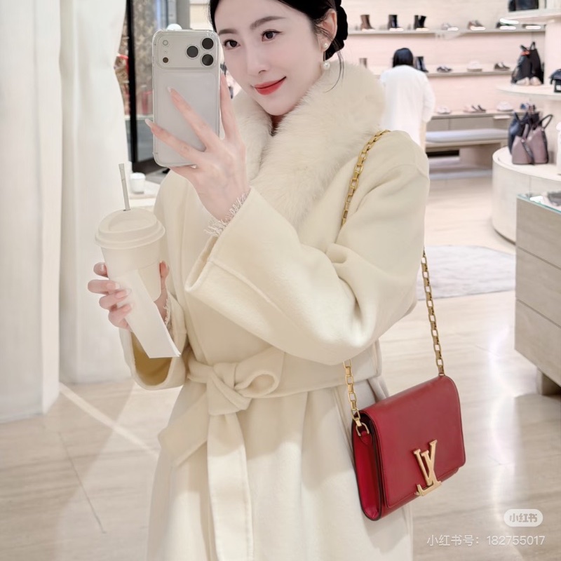LV 紅金大logo皮革肩背腋下鏈條包2.5*15*3.5 98新配件塵袋-0