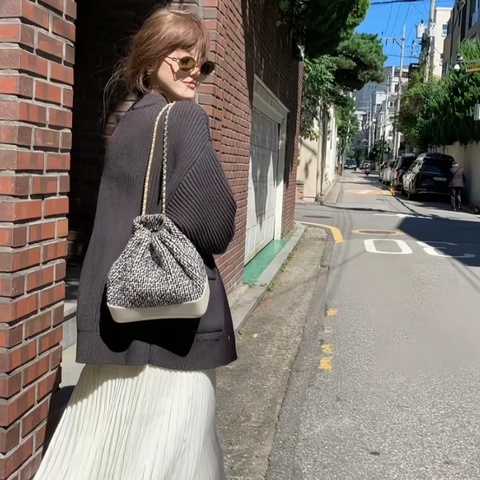 【95新 ✨ 全網最低價！】Chanel 香奈兒 Duma 毛呢雙肩包 duma黑白經典配色（下單前先詢問庫存❗️）