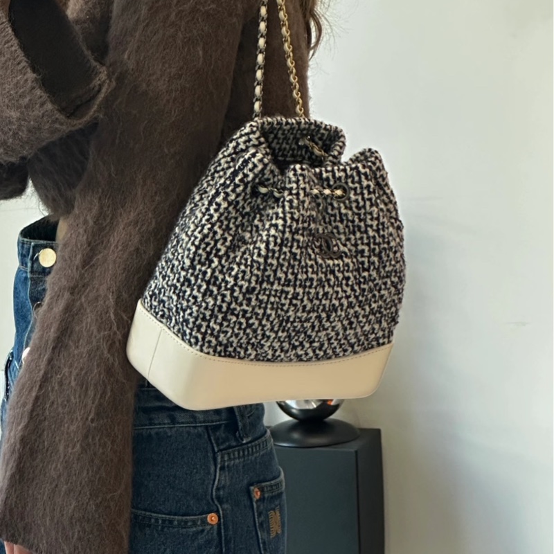 【95新 ✨ 全網最低價！】Chanel 香奈兒 Duma 毛呢雙肩包 duma黑白經典配色（下單前先詢問庫存❗️）-1