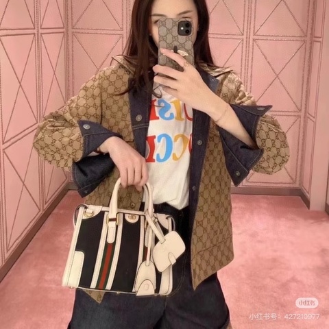 Gucci Exquisite帆布拼皮手提包黑白配色經典條紋設計金色五金22×11×16cm 98新配件肩帶 鑰匙 塵袋