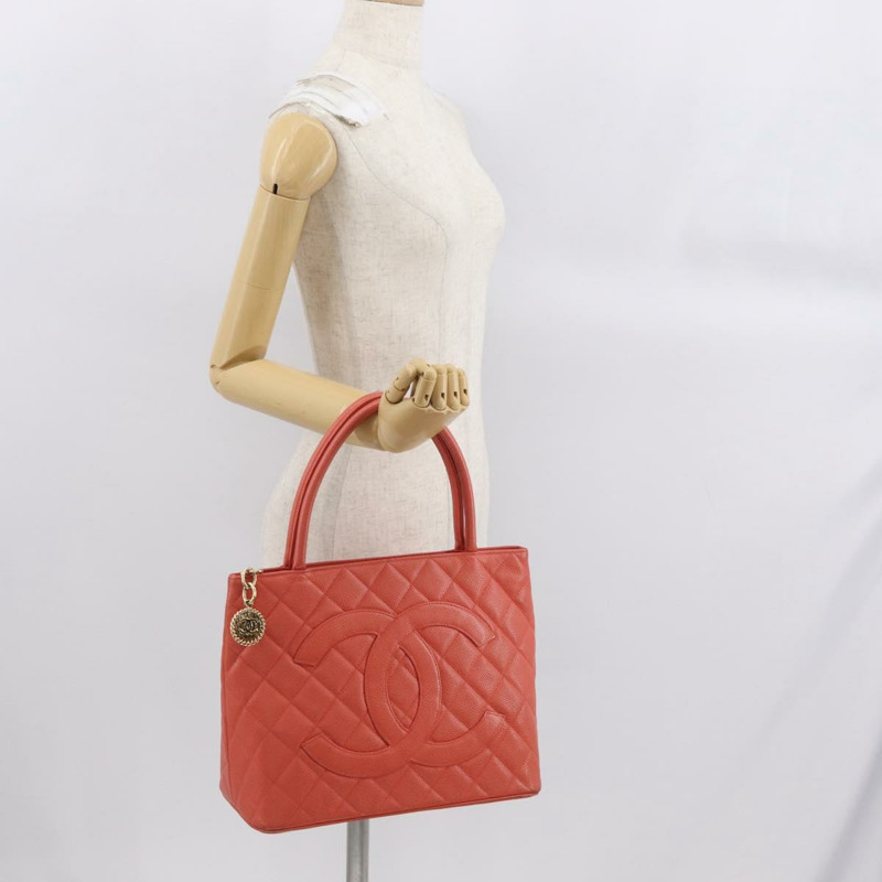 【日本直送】香奈兒 (CHANEL) Matelasse Reprint 托特包，魚子醬紋粉紅金色雙C標誌，正品編號 165933SAM-26