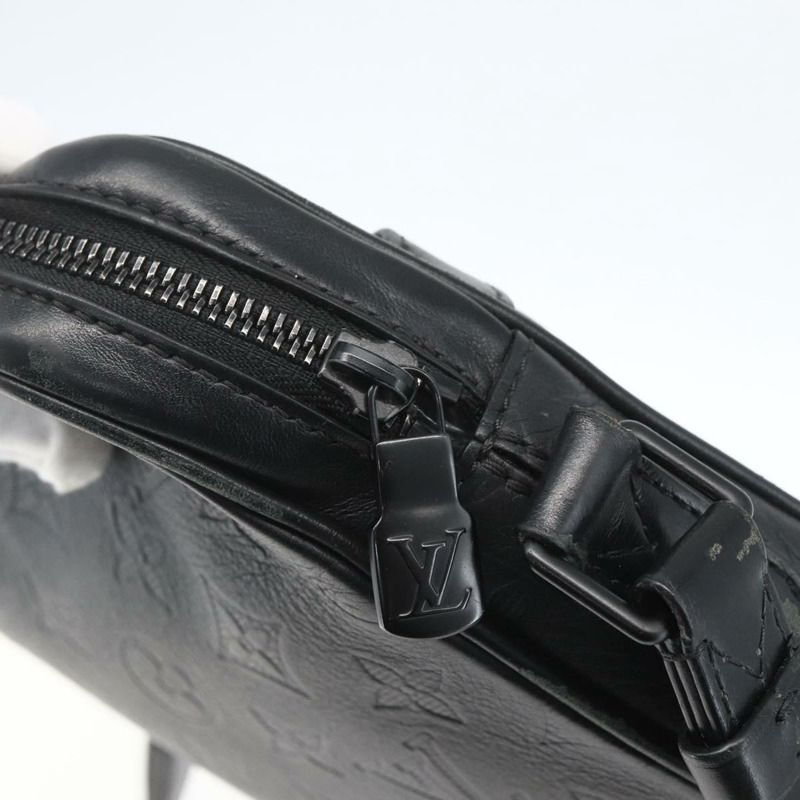 【日本直送】路易威登 Monogram Shadow Danube PM 單肩包 黑色 M43681 LV 正品 168749A-8