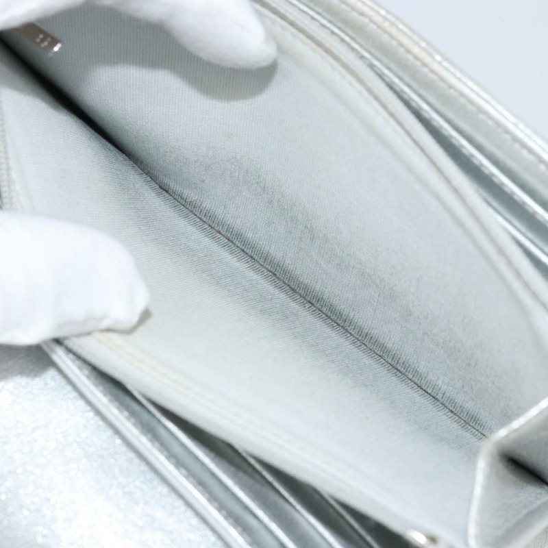 【日本直送】香奈兒 Matelasse 長版皮夾 羊皮 銀色 CC 標誌 Auth 168754-8