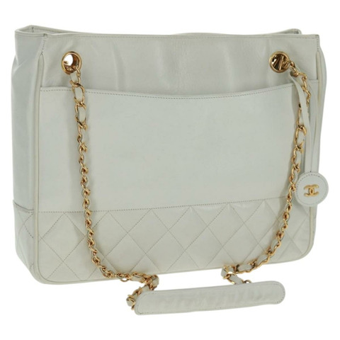 香奈兒 (CHANEL) 絎縫鏈條肩背包，羊皮材質，白色，金色，CC標誌，貨號168177V
