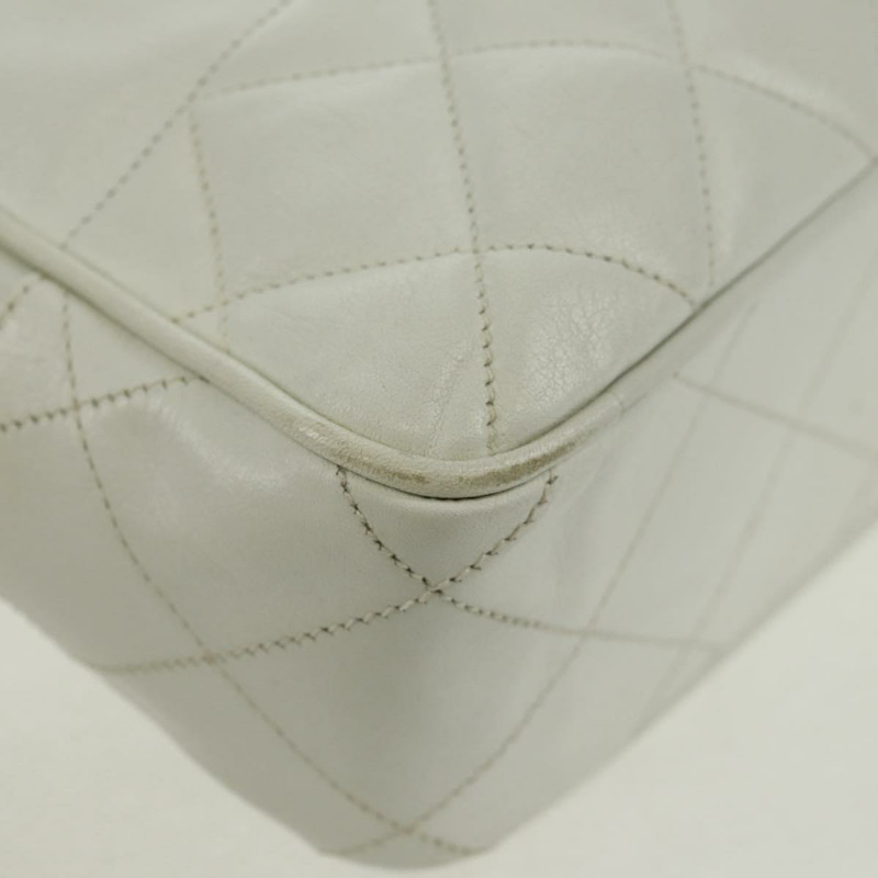 【日本直送】香奈兒 (CHANEL) 絎縫鏈條肩背包，羊皮材質，白色，金色，CC標誌，貨號168177V-16