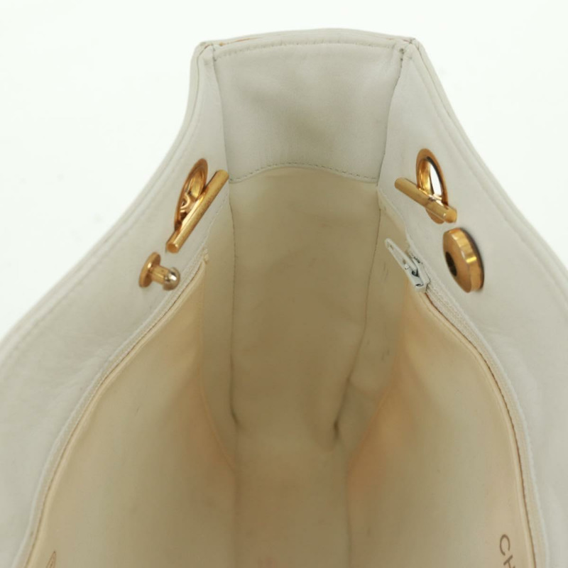 【日本直送】香奈兒 (CHANEL) 絎縫鏈條肩背包，羊皮材質，白色，金色，CC標誌，貨號168177V-23