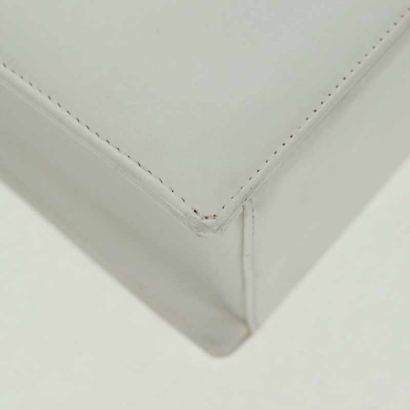 【日本直送】香奈兒 COCO 標誌鏈條肩背包 白色皮革 金色 CC 標誌 Auth 168138V-15