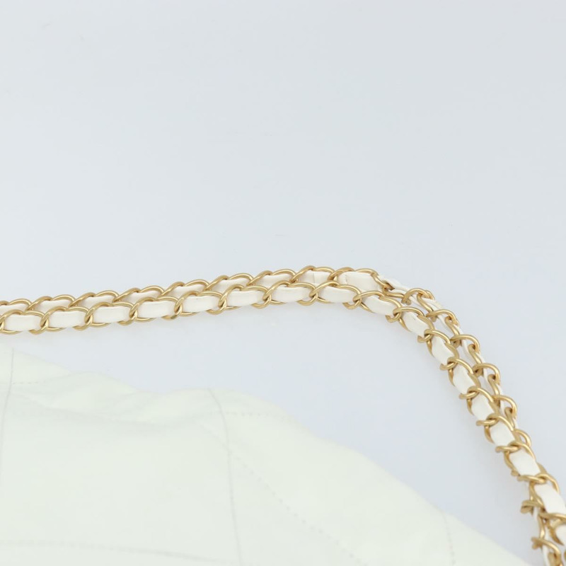 【日本直送】香奈兒 Chanel 22 小號鏈條包 小牛皮 白色 金色 CC 標誌 正品 BA10321SAM-13