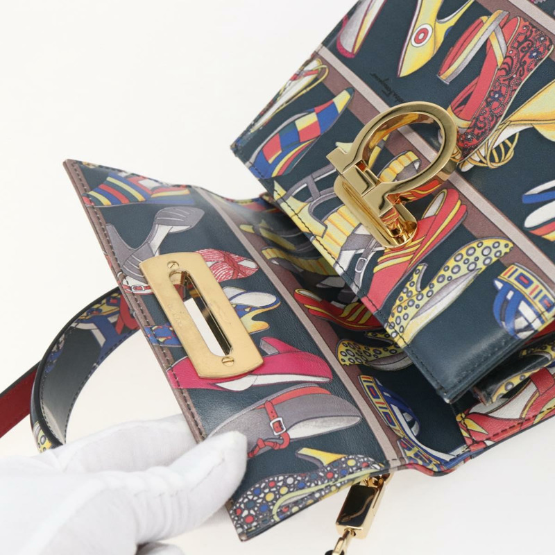 【日本直送】Salvatore Ferragamo Gancini 皮革雙肩包 多色 金色 正品 BA9972V-9