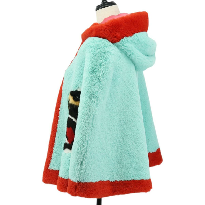 【日本直送】GUCCI 虎紋披肩外套 薄荷綠毛皮 正品 SW2126SM-2