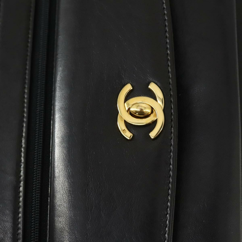 【日本直送】香奈兒 (CHANEL) 絎縫鏈條單肩包，羊皮材質，黑色，金色雙C標誌，正品編號 159827SAV-23
