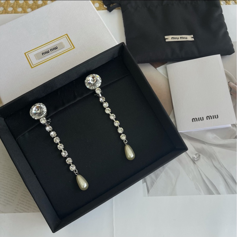 【99新 ✨ 全網最低價！】Miu Miu耳飾 水鑽流蘇長款 Full Set耳飾 耳釘 全鑽款（下單前先詢問庫存❗️）-0