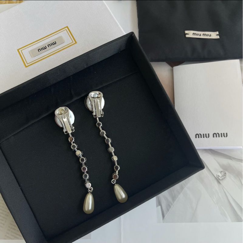 【99新 ✨ 全網最低價！】Miu Miu耳飾 水鑽流蘇長款 Full Set耳飾 耳釘 全鑽款（下單前先詢問庫存❗️）-6