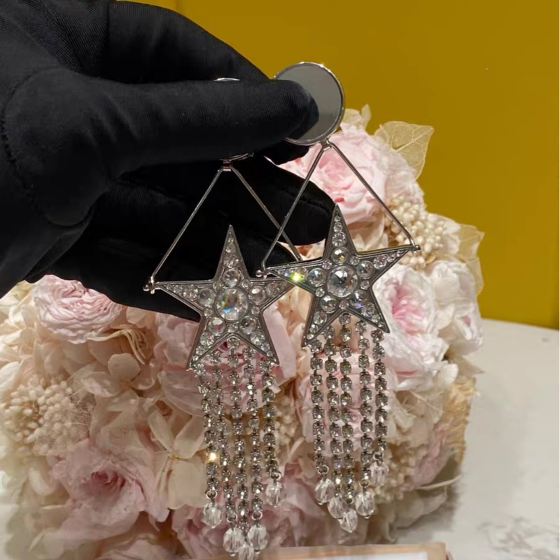 【99新 ✨ 全網最低價！】Miu Miu耳飾 顯臉小 精靈耳神器Full Set耳飾 耳釘 全鑽款（下單前先詢問庫存❗️）-1