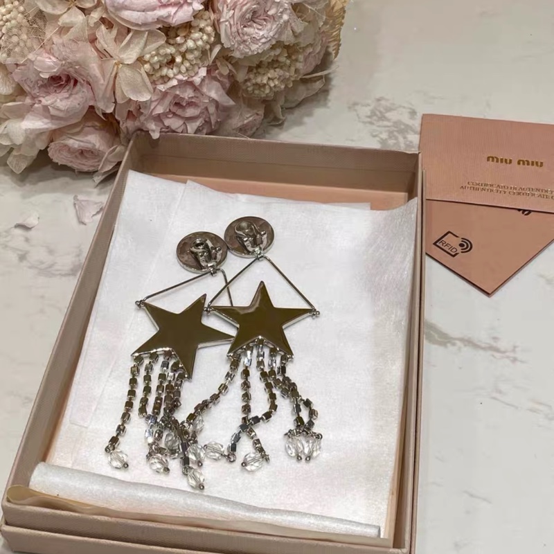 【99新 ✨ 全網最低價！】Miu Miu耳飾 顯臉小 精靈耳神器Full Set耳飾 耳釘 全鑽款（下單前先詢問庫存❗️）-2