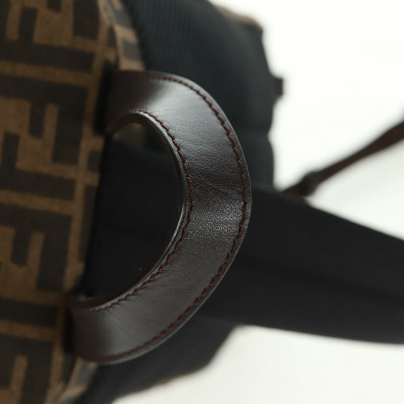 【日本直送】FENDI Zucca帆布Fendines斜背包 黑色棕色 正品 169704M-7
