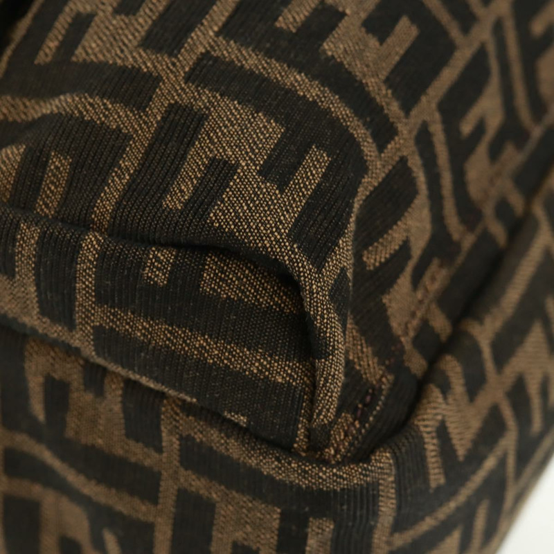 【日本直送】FENDI Zucca帆布Fendines斜背包 黑色棕色 正品 169704M-17