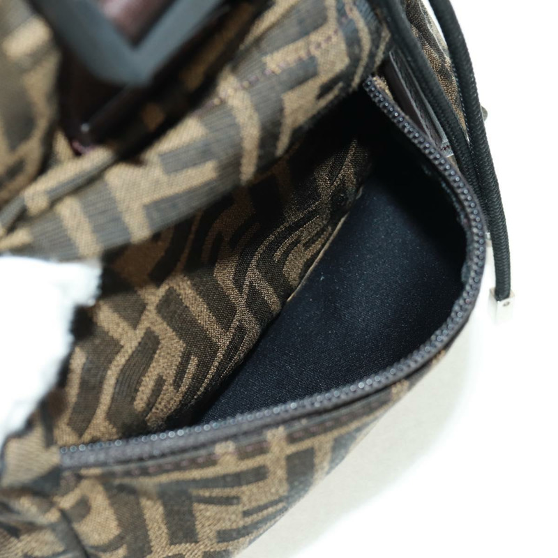 【日本直送】FENDI Zucca帆布Fendines斜背包 黑色棕色 正品 169704M-22