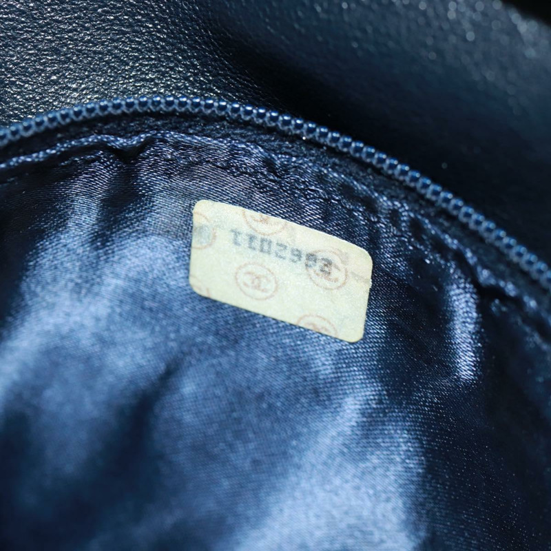 【日本直送】香奈兒 (CHANEL) Matelasse 帆布肩背包，海軍藍金色雙C標誌，貨號 171908V-11