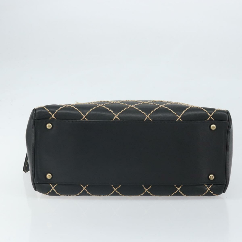 【日本直送】香奈兒 (CHANEL) 野性縫線手提包，黑色皮革，金色雙C標誌，正品 BA10500V-4