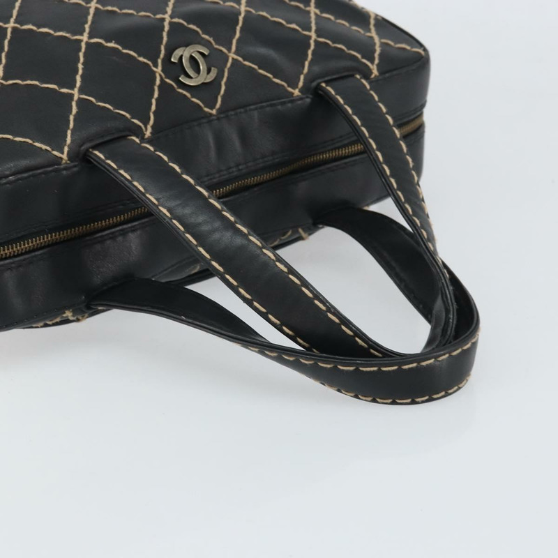 【日本直送】香奈兒 (CHANEL) 野性縫線手提包，黑色皮革，金色雙C標誌，正品 BA10500V-6