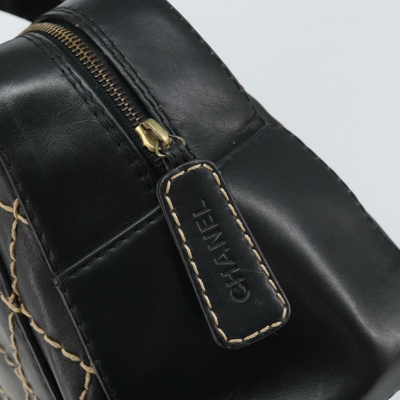 【日本直送】香奈兒 (CHANEL) 野性縫線手提包，黑色皮革，金色雙C標誌，正品 BA10500V-9