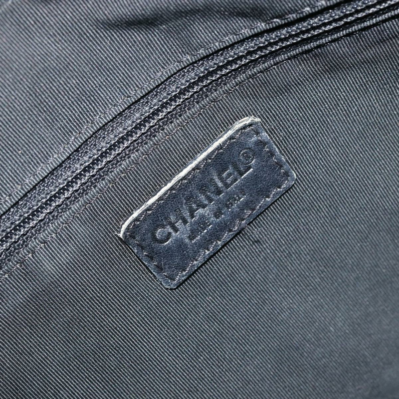 【日本直送】香奈兒 (CHANEL) 野性縫線手提包，黑色皮革，金色雙C標誌，正品 BA10500V-17