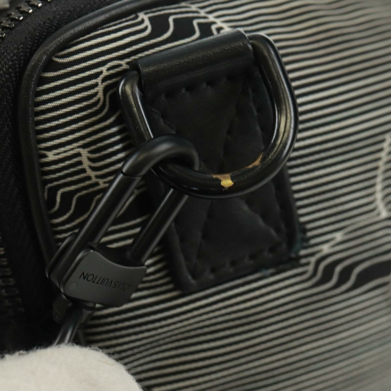 【日本直送】路易威登（LOUIS VUITTON）黑色皮革可擴充斜背包 M55698 LV 正品 170737M-20