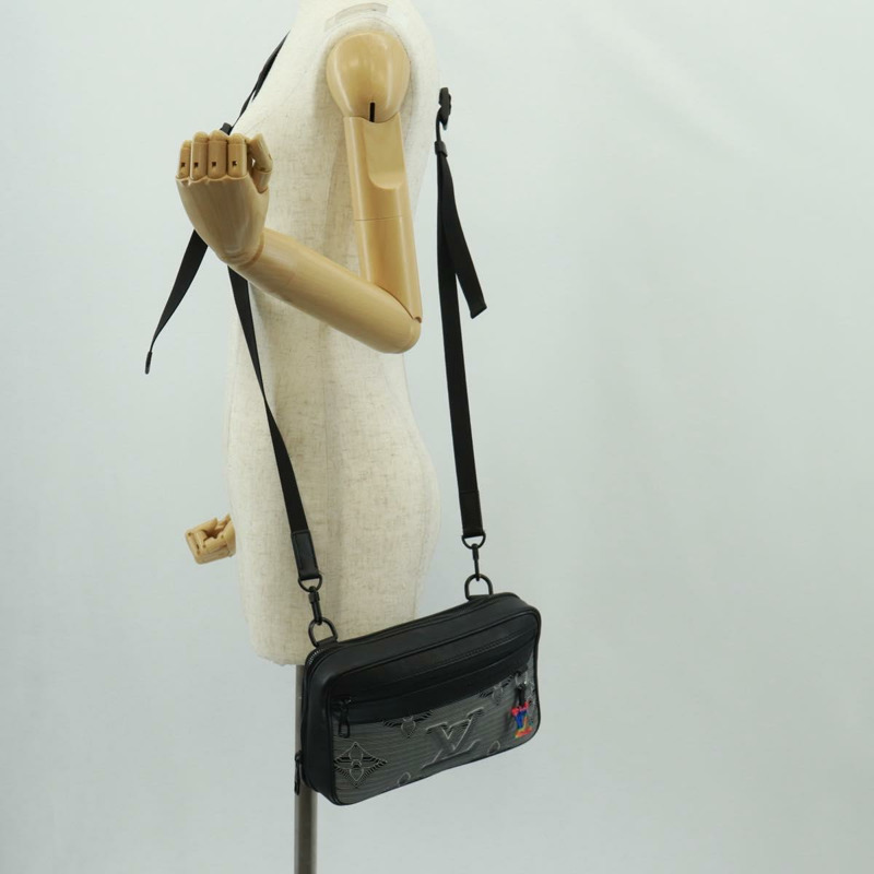 【日本直送】路易威登（LOUIS VUITTON）黑色皮革可擴充斜背包 M55698 LV 正品 170737M-31