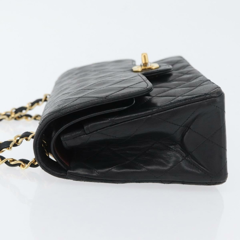 【日本直送】香奈兒鏈條雙蓋絎縫23包，羊皮材質，黑色金色雙C標誌，正品 ka2295SAV-3