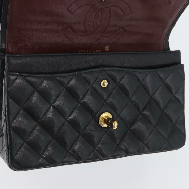 【日本直送】香奈兒鏈條雙蓋絎縫23包，羊皮材質，黑色金色雙C標誌，正品 ka2295SAV-26