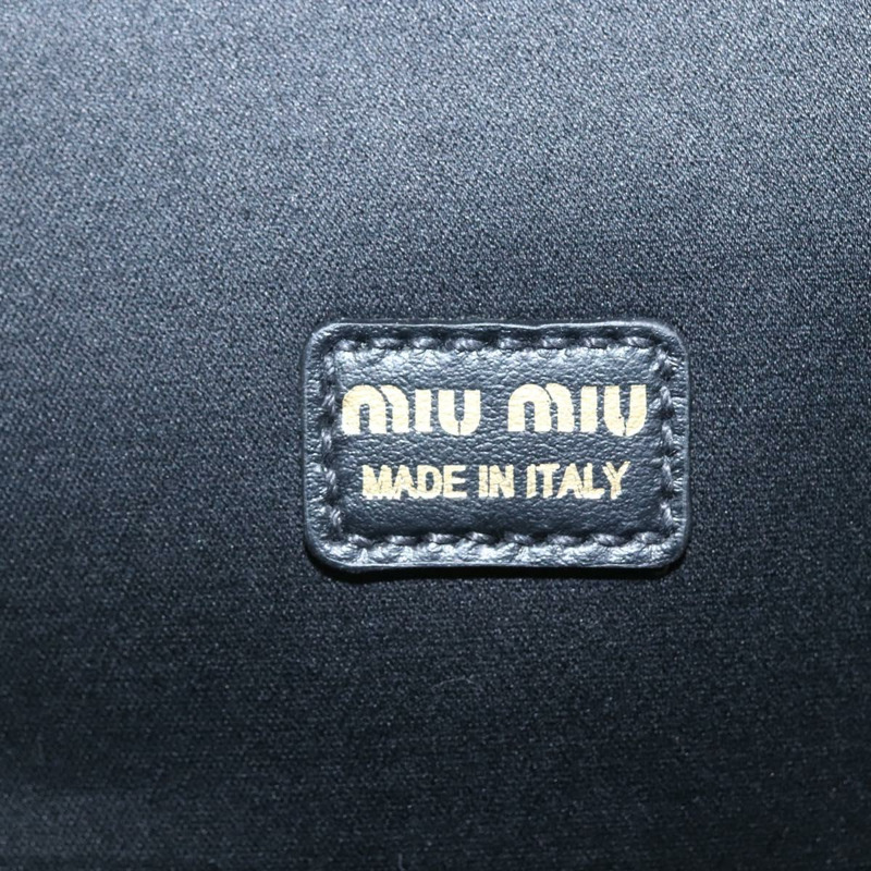 【日本直送】Miu Miu 音箱收納包/化妝包/皮革黑色金色正品 161324M-10