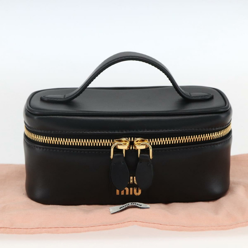 【日本直送】Miu Miu 音箱收納包/化妝包/皮革黑色金色正品 161324M-11