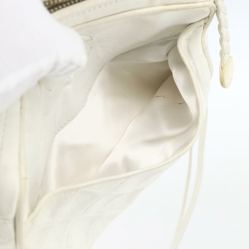 【日本直送】香奈兒 Matelasse 皮革單肩包 白色 金色 CC 標誌 正品 BA10848-22