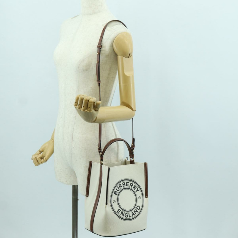 【日本直送】BURBERRY Peggy 水桶包手提包帆布兩用包 白色 黑色 正品 am10836V-24