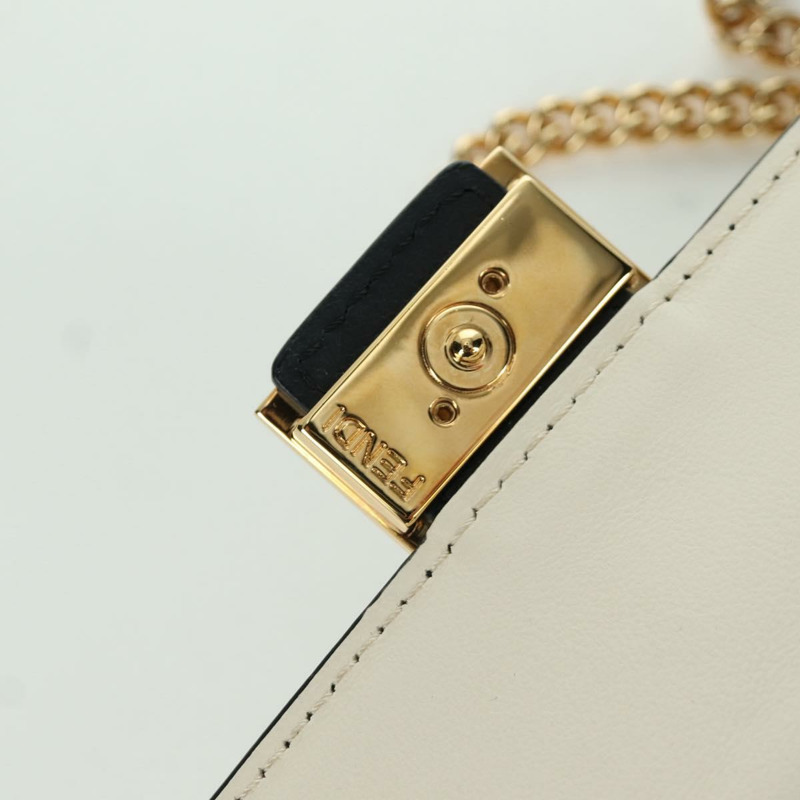 【日本直送】FENDI Easy Baguette 鏈條單肩包 皮革 象牙色 金色 正品 173156M-17