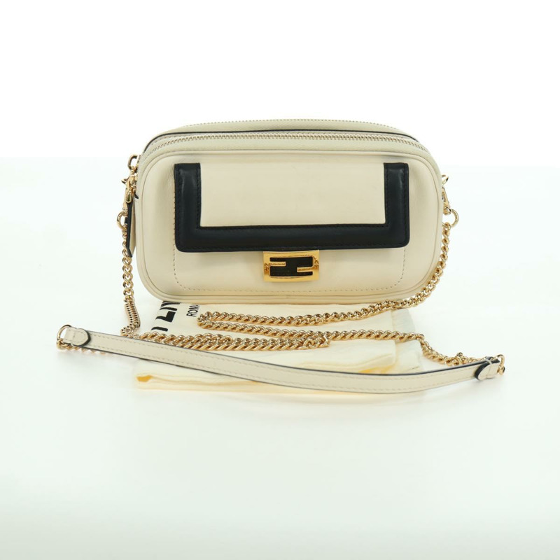 【日本直送】FENDI Easy Baguette 鏈條單肩包 皮革 象牙色 金色 正品 173156M-27