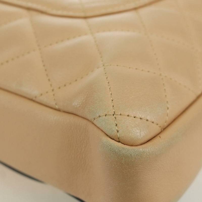 【日本直送】香奈兒 Cambon 系列絎縫單肩包，羊皮材質，米色/黑色，CC 認證，型號 am10849V-13