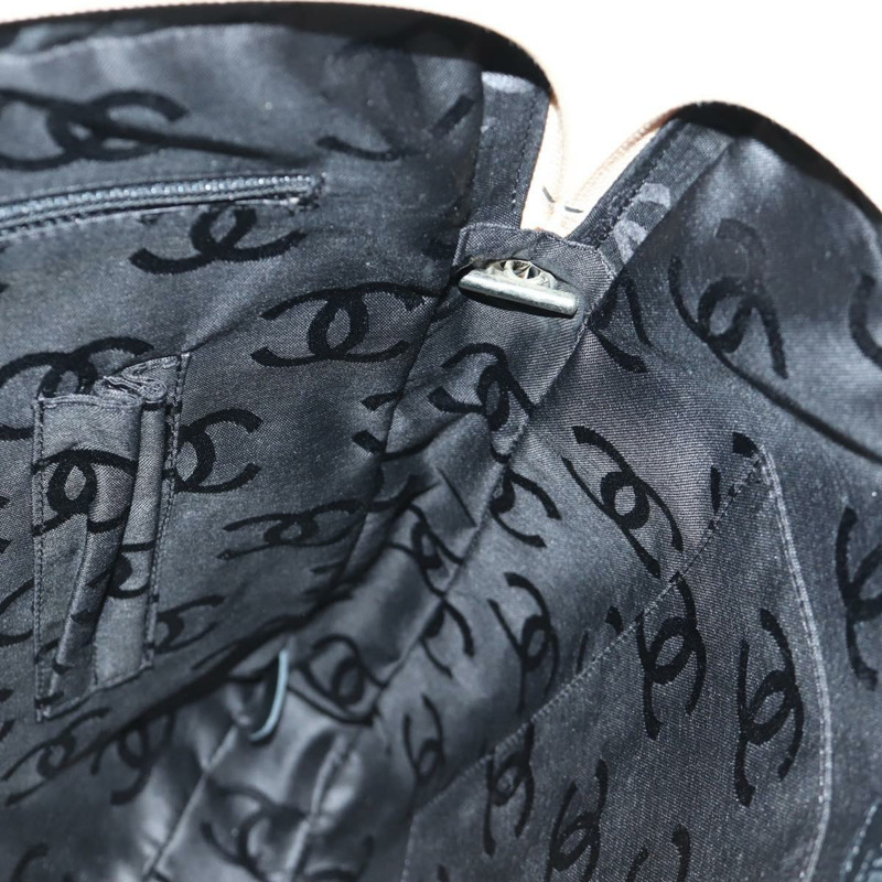 【日本直送】香奈兒 Cambon 系列絎縫單肩包，羊皮材質，米色/黑色，CC 認證，型號 am10849V-20