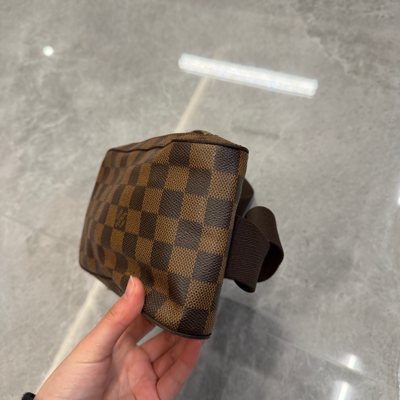 LouisVuitton路易威登 棕色 棋盤格 蛋蛋包 胸包 腰包無附件-3