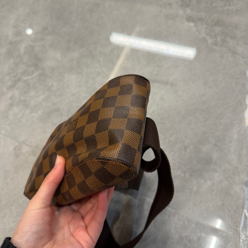 LouisVuitton路易威登 棕色 棋盤格 蛋蛋包 胸包 腰包無附件-5