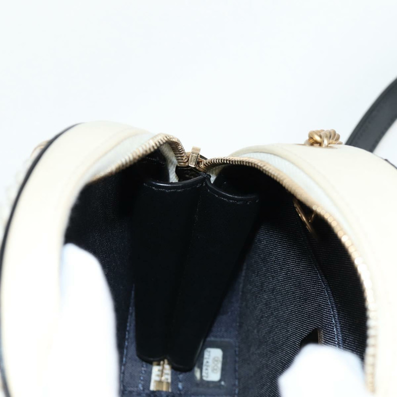 【日本直送】香奈兒 (CHANEL) Matelasse COCO 標誌鏈圓形繩包，黑色皮革，CC 標誌，正品編號 bs25005SAM-21